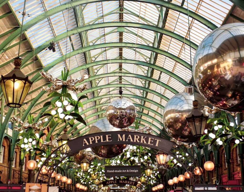 Khám phá London - Covent Garden - Apple Market