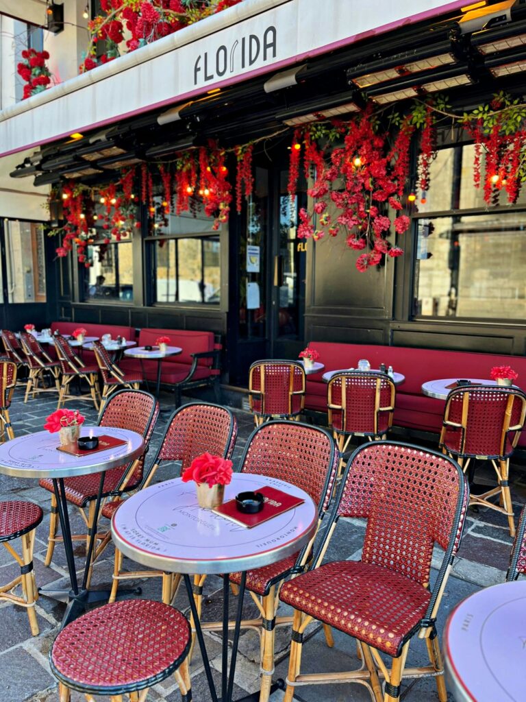 Florida – quán cafe đẹp ở Paris với ánh sáng tự nhiên và décor pastel sang trọng