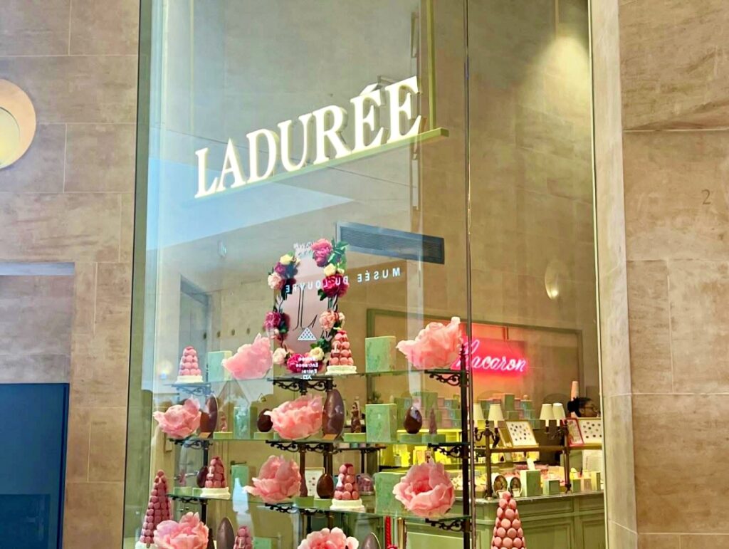 Ladurée Paris