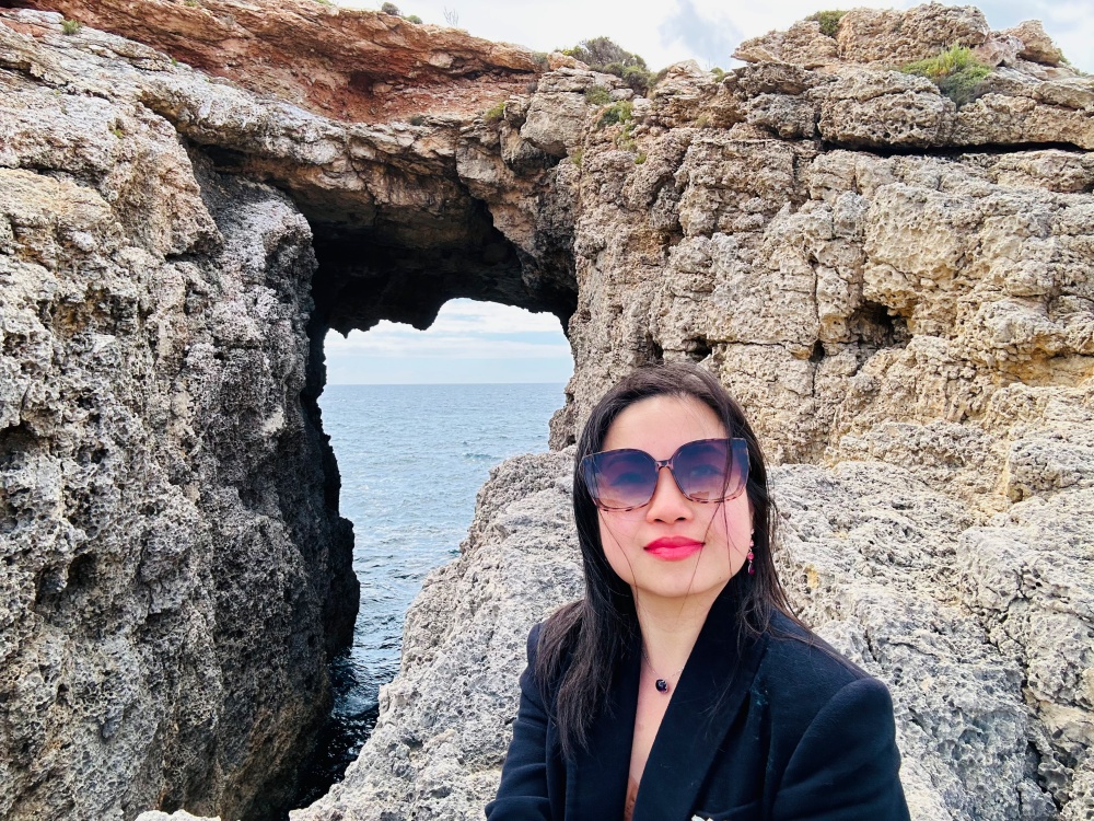 khám phá hang động Malta