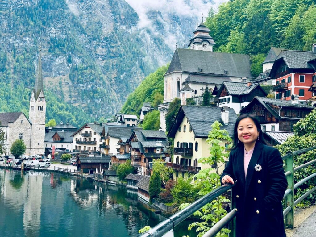 Khám phá Hallstatt - làng cổ ở Áo