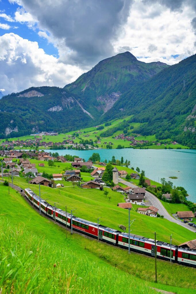 Lungern Lake - Swiss