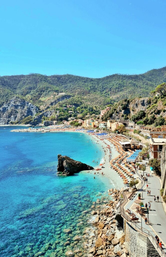 Monterosso – Khởi đầu trải nghiệm Cinque Terre đầy sắc màu