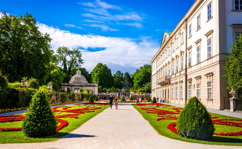 Khu vườn Mirabell Garden ở Salzburg – điểm đến thanh lịch và lãng mạn