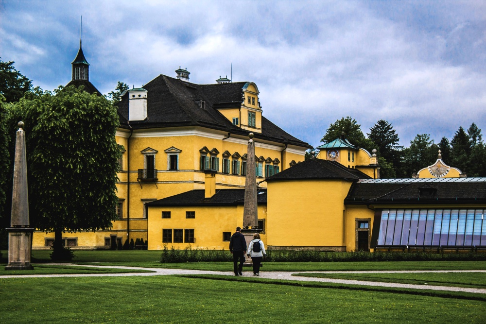 Schloss Hellbrunn – cung điện mùa hè baroque rực rỡ ở Salzbur