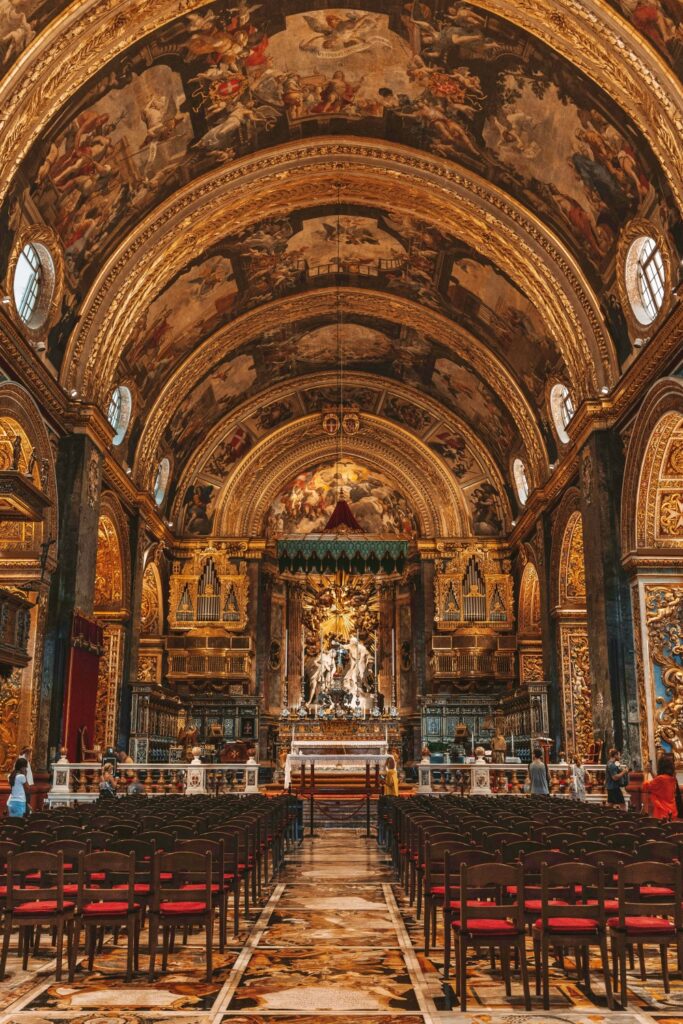Nhà thờ St. John’s Co-Cathedral Valletta với nội thất vàng Baroque tinh xảo