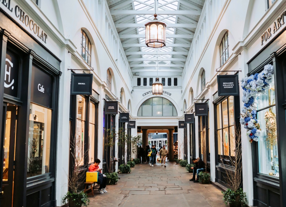 Khám phá London – cửa hàng cao cấp và nhà hàng tại Covent Garden