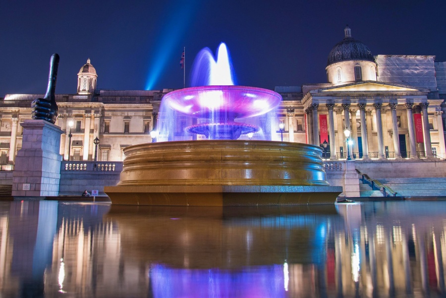 Trafalgar Square by night